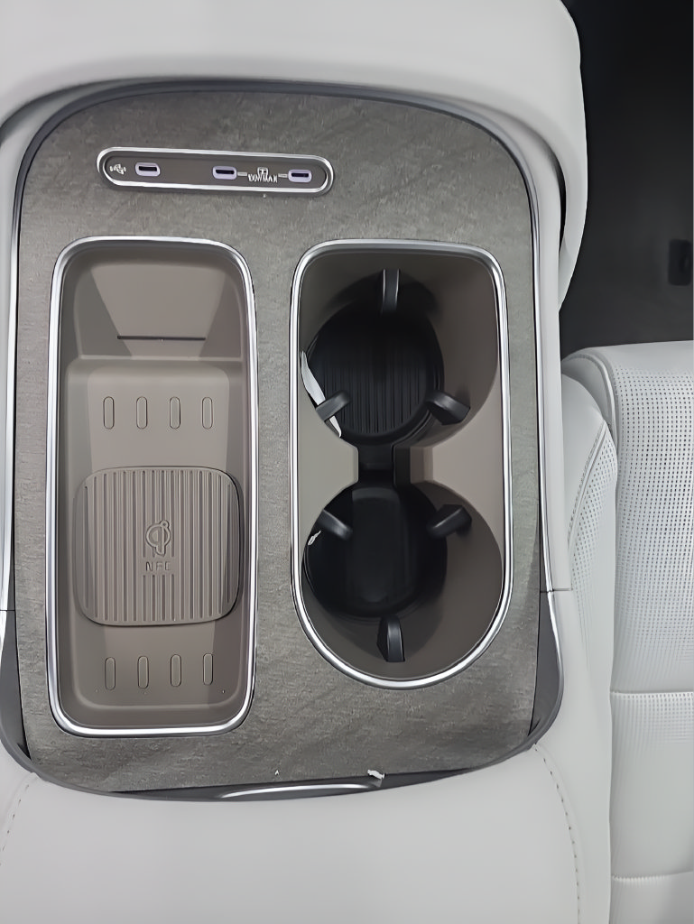 New 2026 Hyundai Palisade Limited AWD/4WD image 25