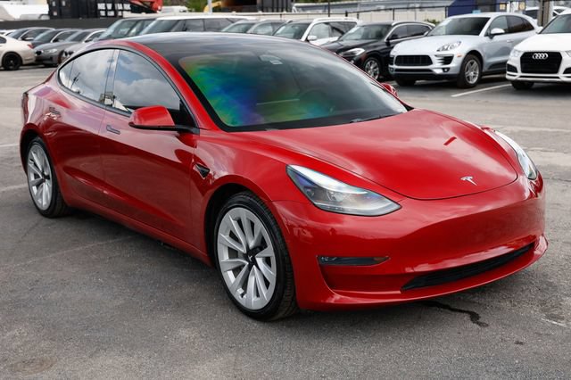 Used 2022 Tesla Model 3 Standard Range RWD image 18