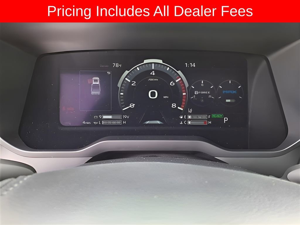 New 2025 Toyota Tundra Platinum AWD/4WD image 18