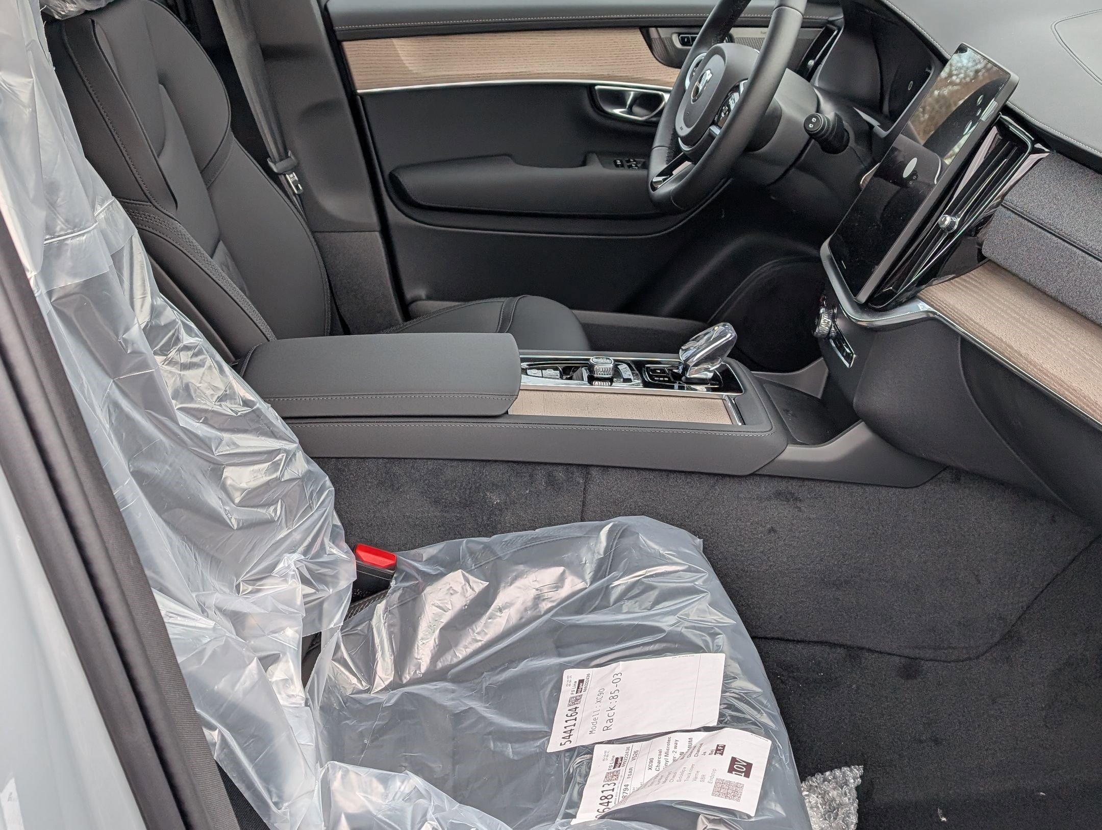 New 2026 Volvo XC90 B6 Plus w/ Protection Package Premier image 20