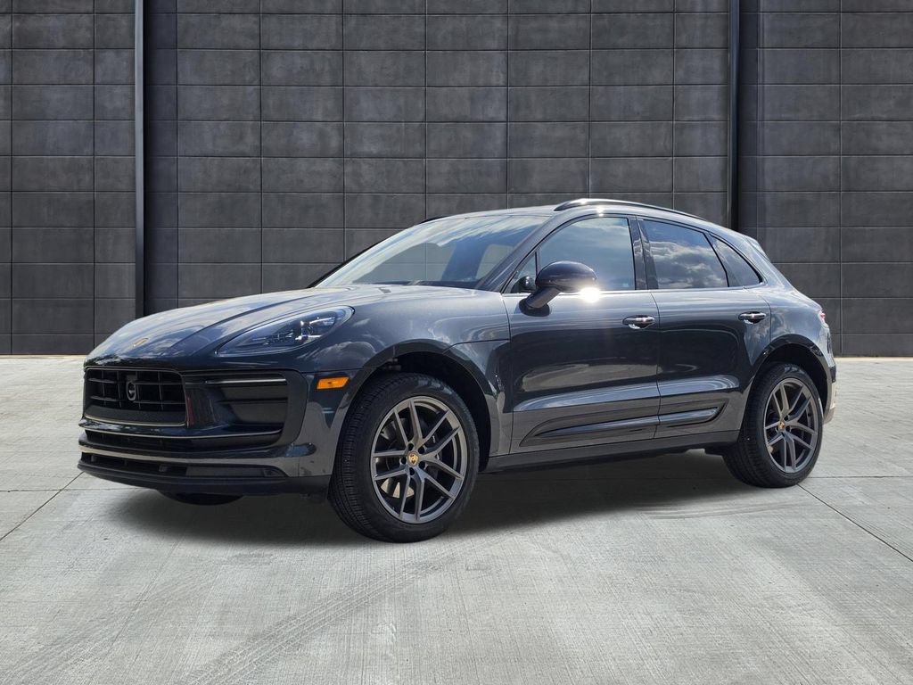 Used 2026 Porsche Macan AWD/4WD image 1