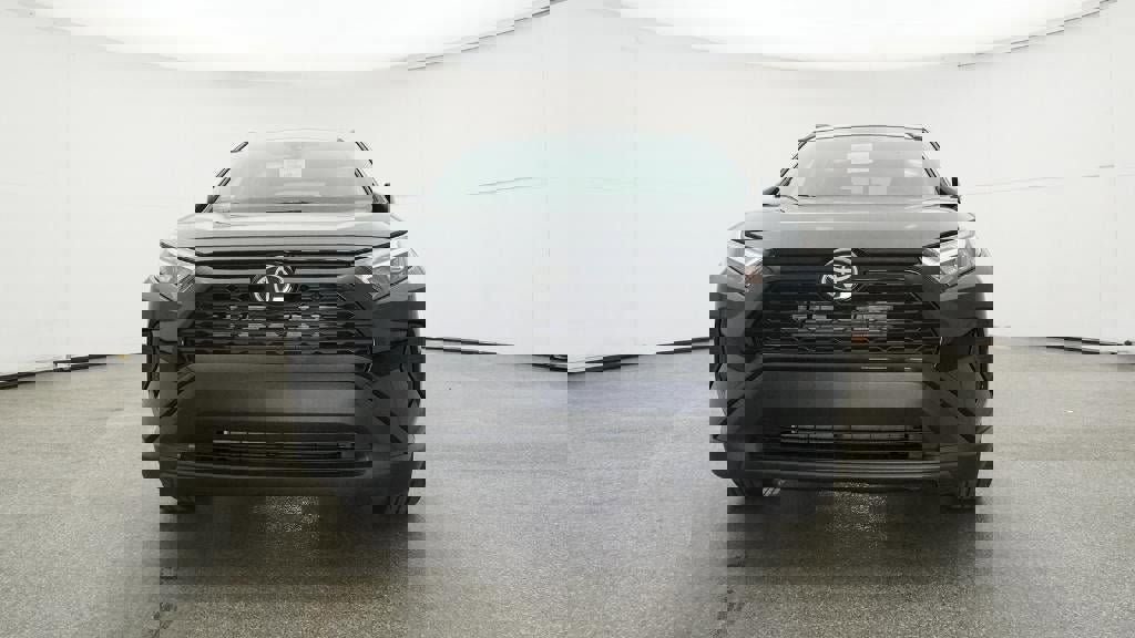 New 2025 Toyota RAV4 XLE image 31