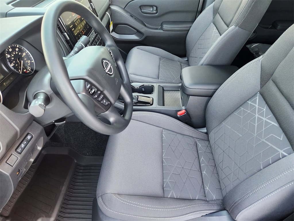 New 2026 Nissan Frontier SV w/ Tow Package image 9