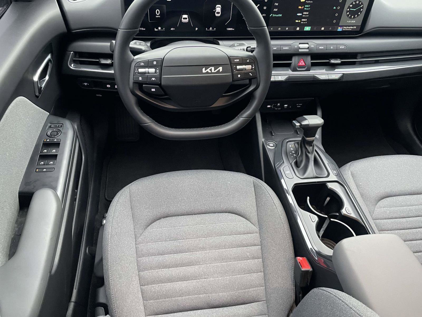 Used 2025 Kia K4 EX image 6