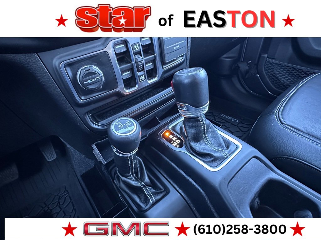 Used 2022 Jeep Wrangler Unlimited Sahara w/ Cold Weather Group image 35