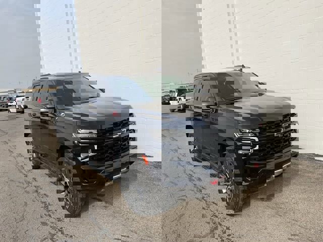 Used 2023 Chevrolet Tahoe Z71 w/ Luxury Package image 1