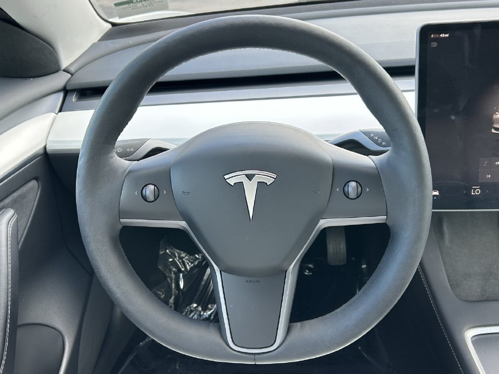 Used 2023 Tesla Model 3 Standard Range RWD image 18