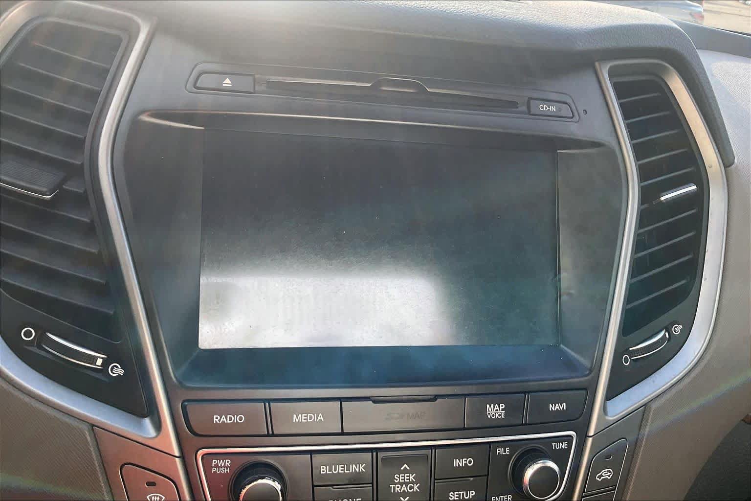 Used 2017 Hyundai Santa Fe Limited FWD image 28