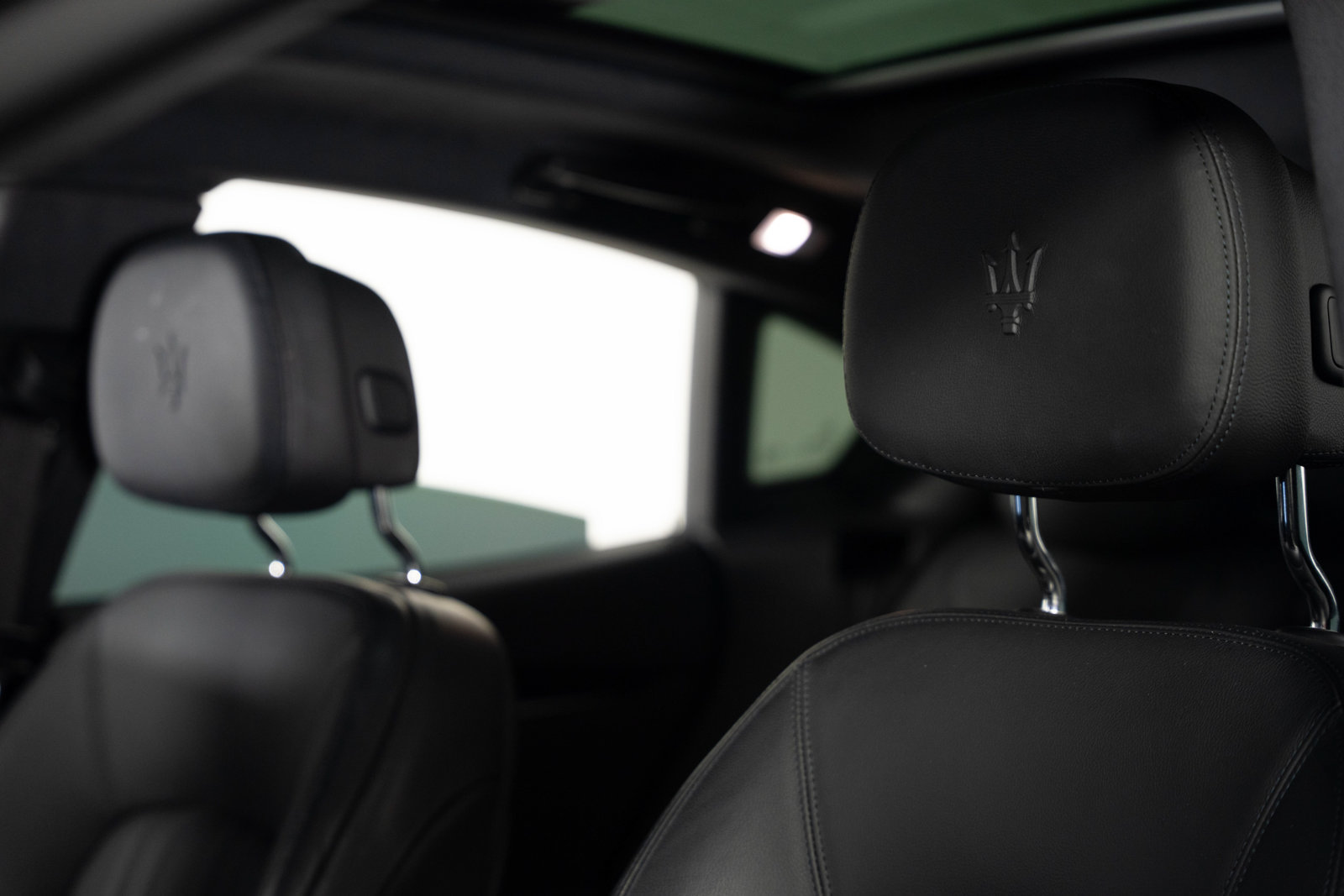 Used 2023 Maserati Levante GT AWD/4WD image 44