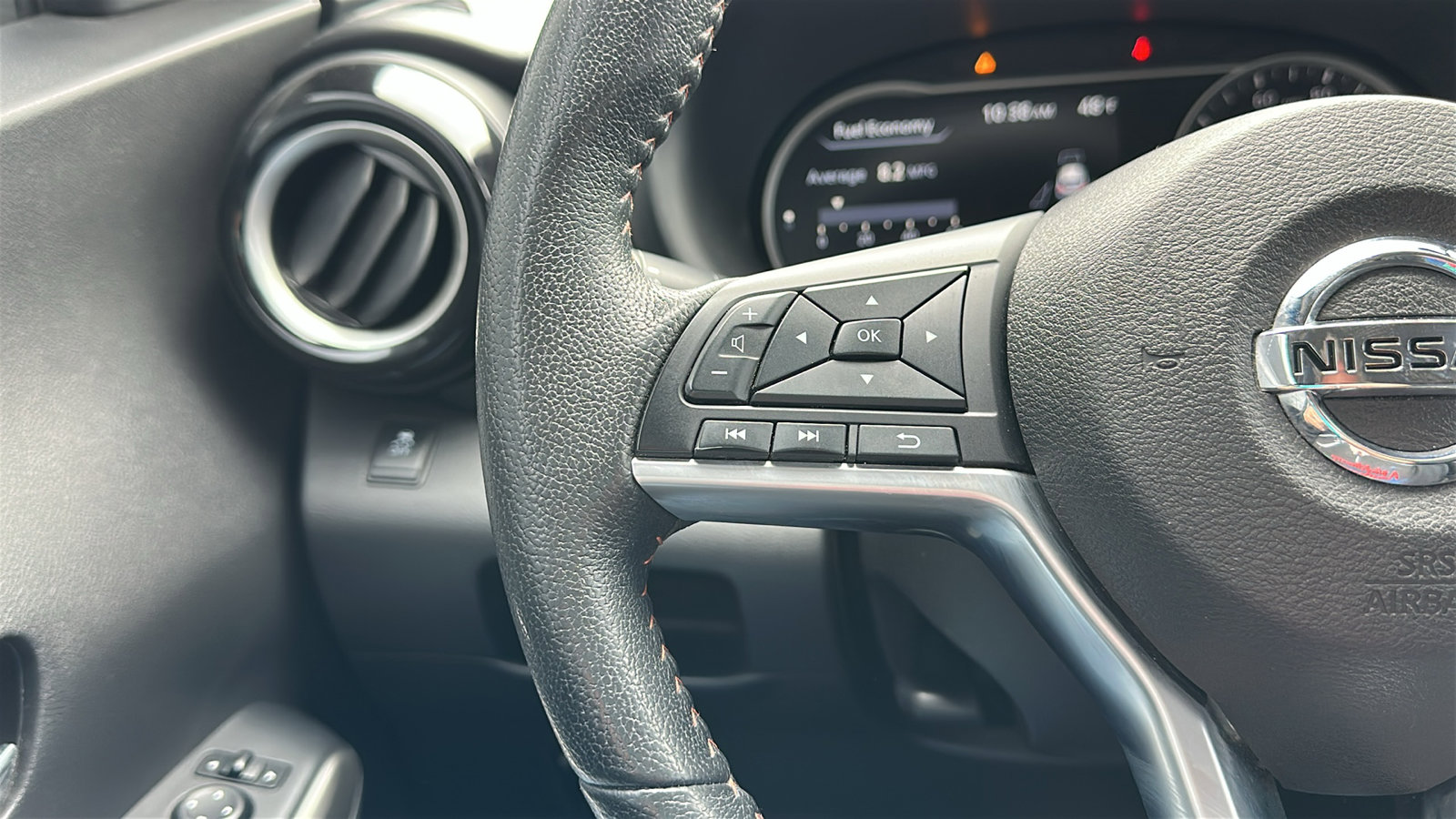 Used 2018 Nissan Kicks SR w/ Premium Package image 15