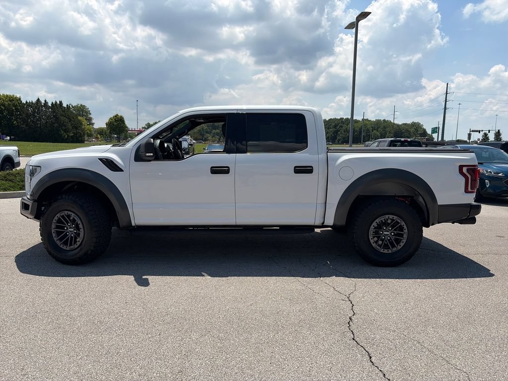 Used 2019 Ford F150 Raptor w/ Equipment Group 801A Mid AWD/4WD image 4