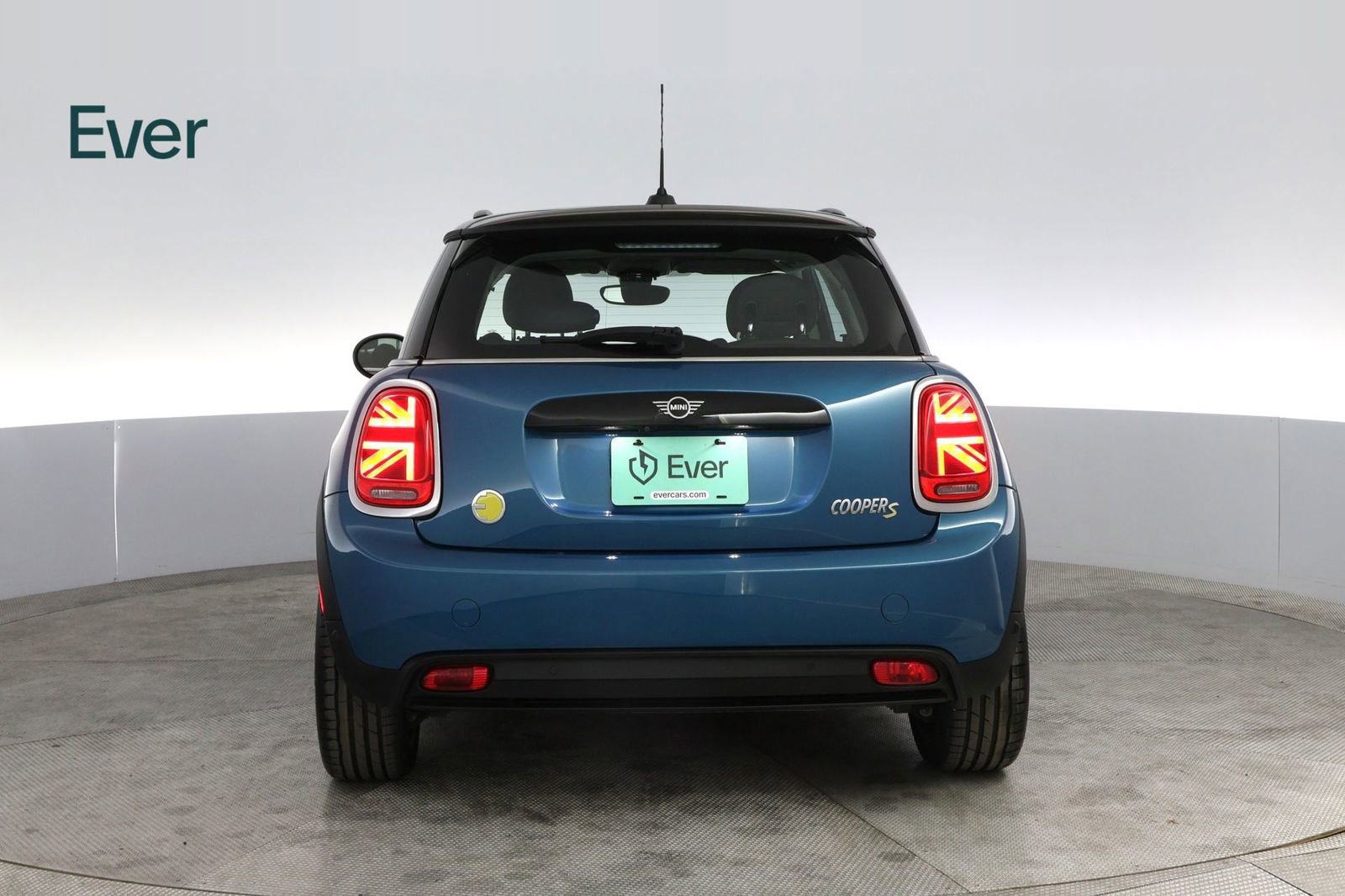 Used 2024 MINI Cooper SE image 15