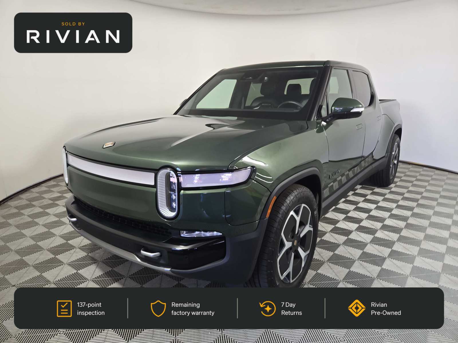 Used 2024 Rivian R1T Adventure Dual AWD/4WD image 1