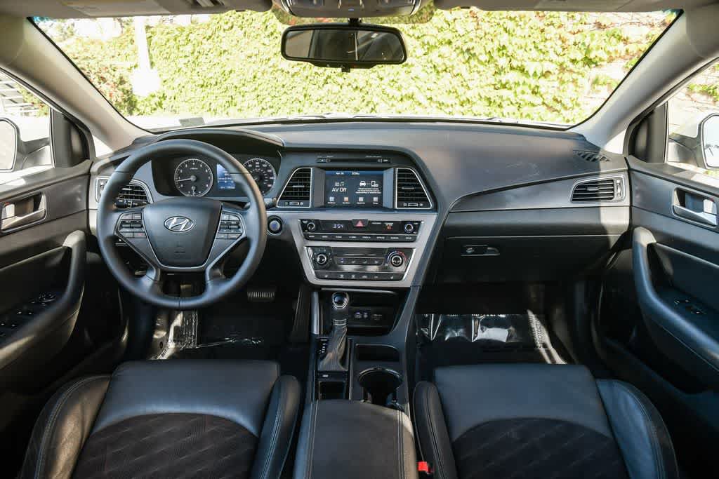 Used 2017 Hyundai Sonata Sport w/ Value Edition Package 02 FWD image 14