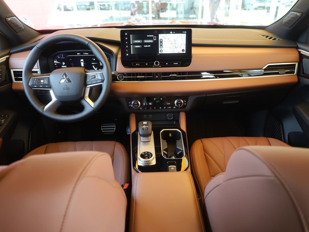 New 2025 Mitsubishi Outlander SEL image 26