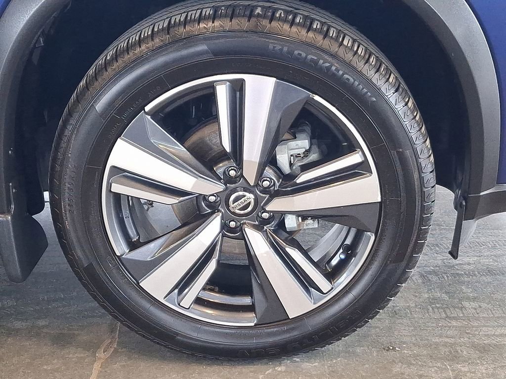 Used 2021 Nissan Rogue SL image 11