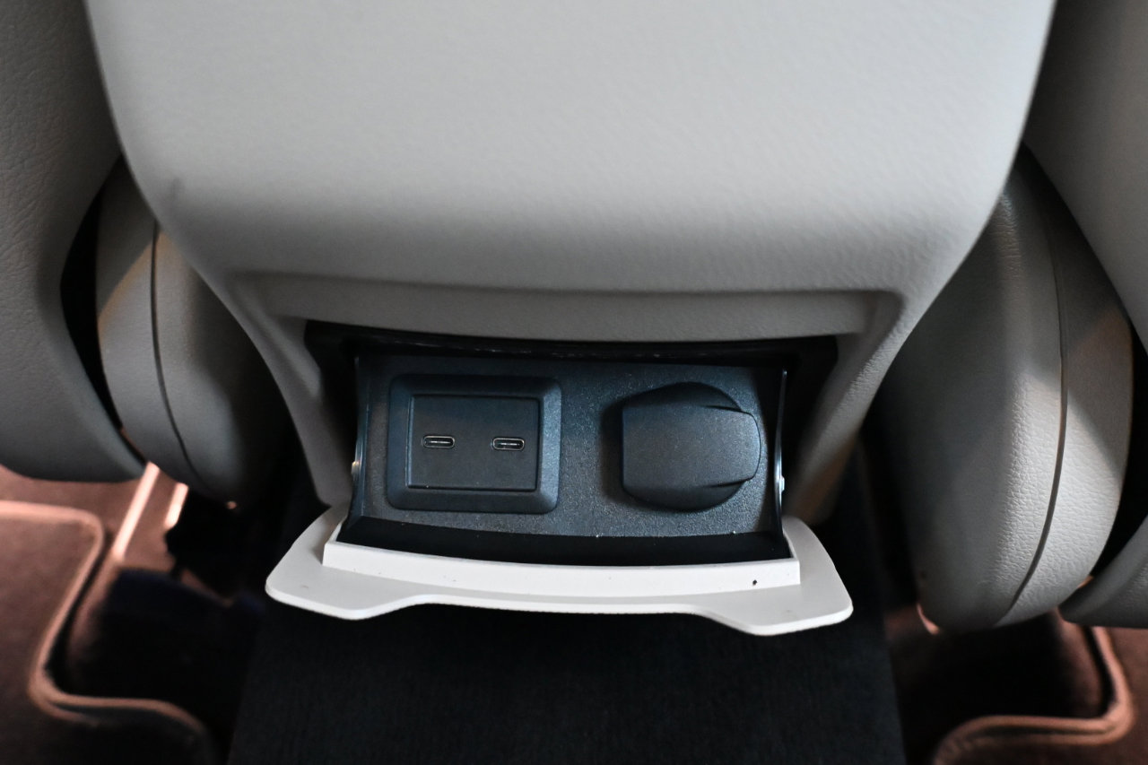 Used 2022 Mercedes-Benz GLC 300 4MATIC image 37