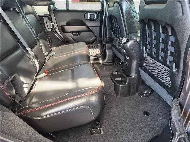 Used 2021 Jeep Wrangler Unlimited Rubicon w/ Dual Top Group AWD/4WD image 21