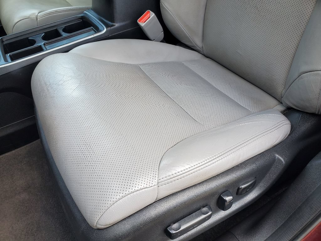 Used 2015 Honda CR-V Touring image 16