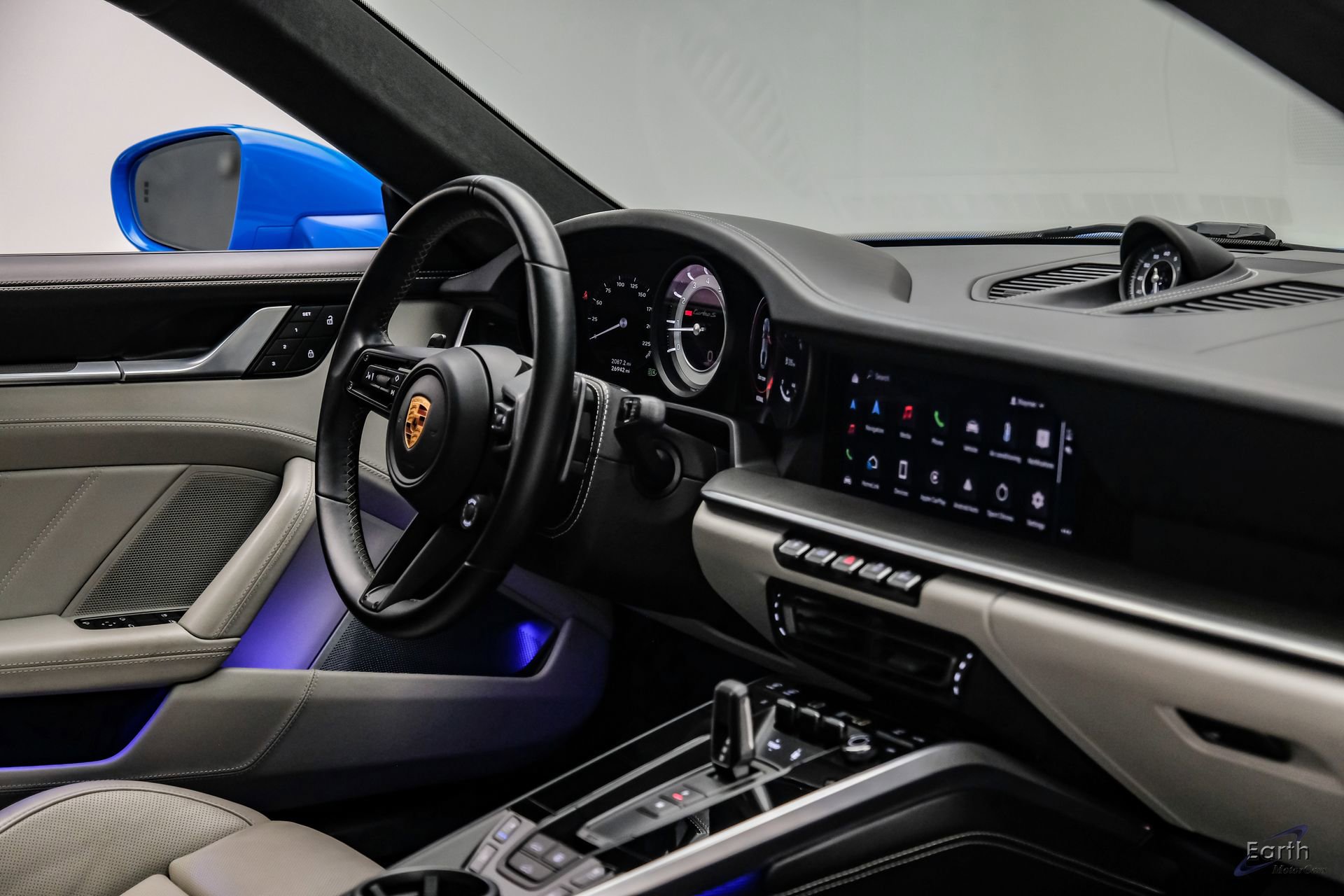 Used 2022 Porsche 911 Turbo S image 52