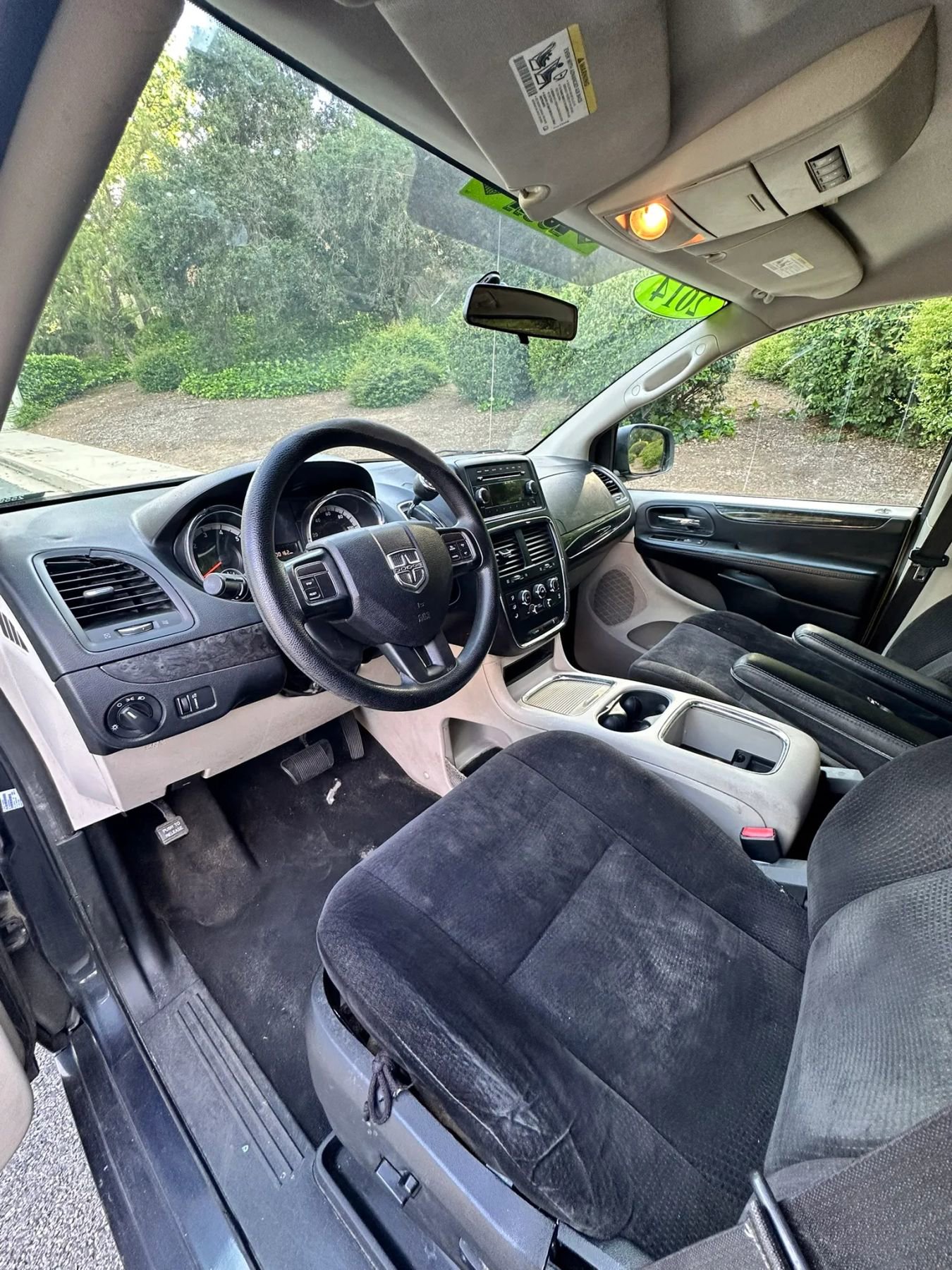 Used 2014 Dodge Grand Caravan SXT FWD image 11