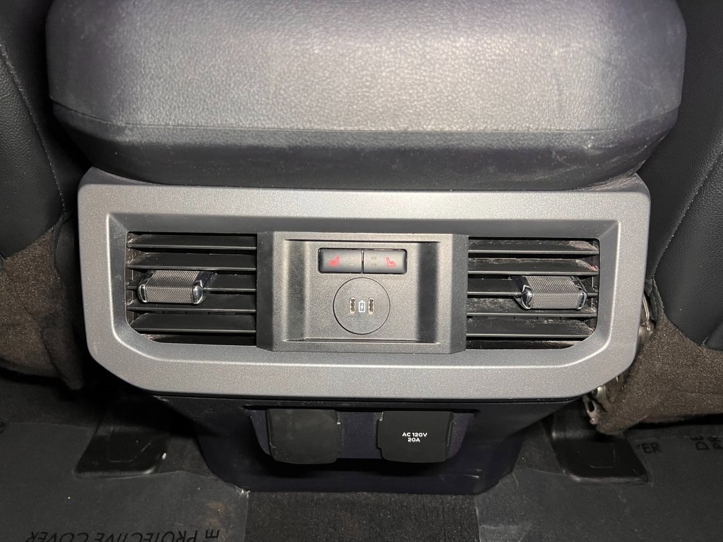 Used 2023 Ford F450 Lariat w/ Lariat Ultimate Package image 13