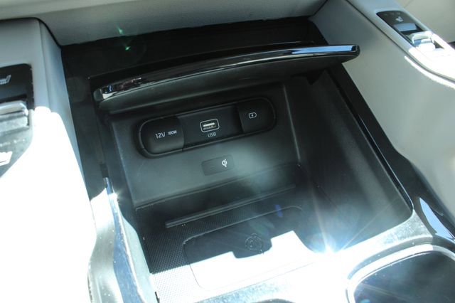 Used 2020 Kia Telluride SX w/ SX Prestige Package AWD/4WD image 19