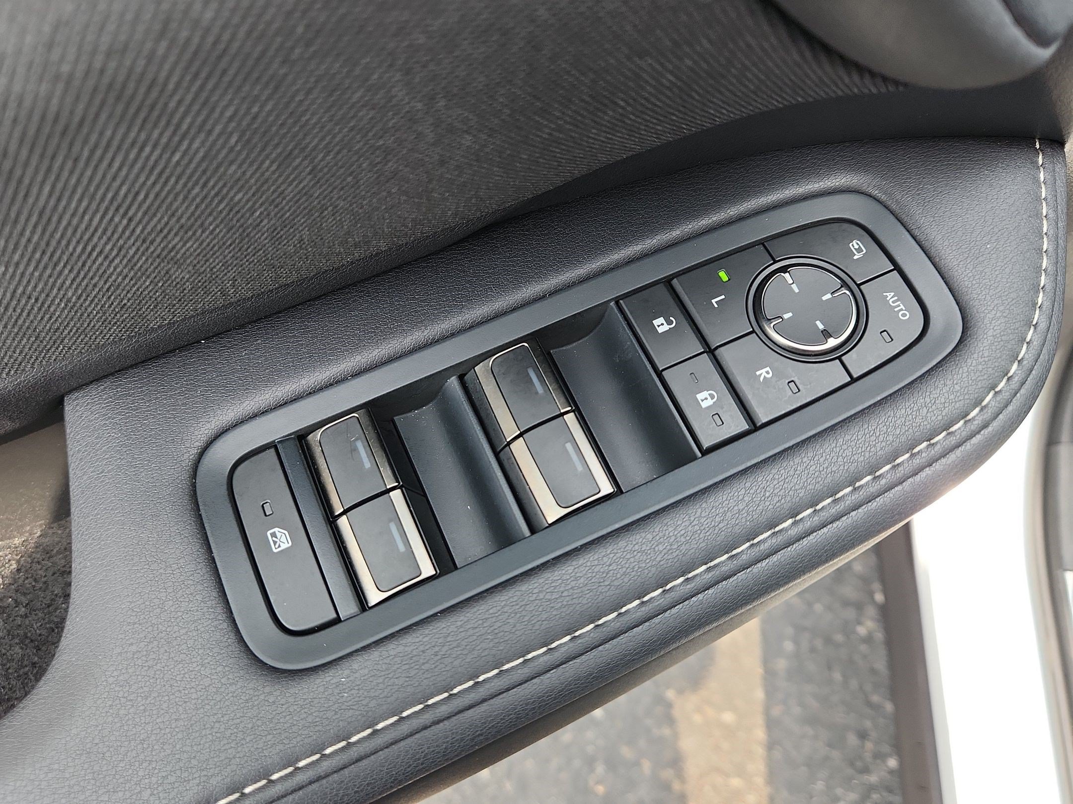 Used 2024 Lexus TX 350 AWD w/ Technology Package image 11