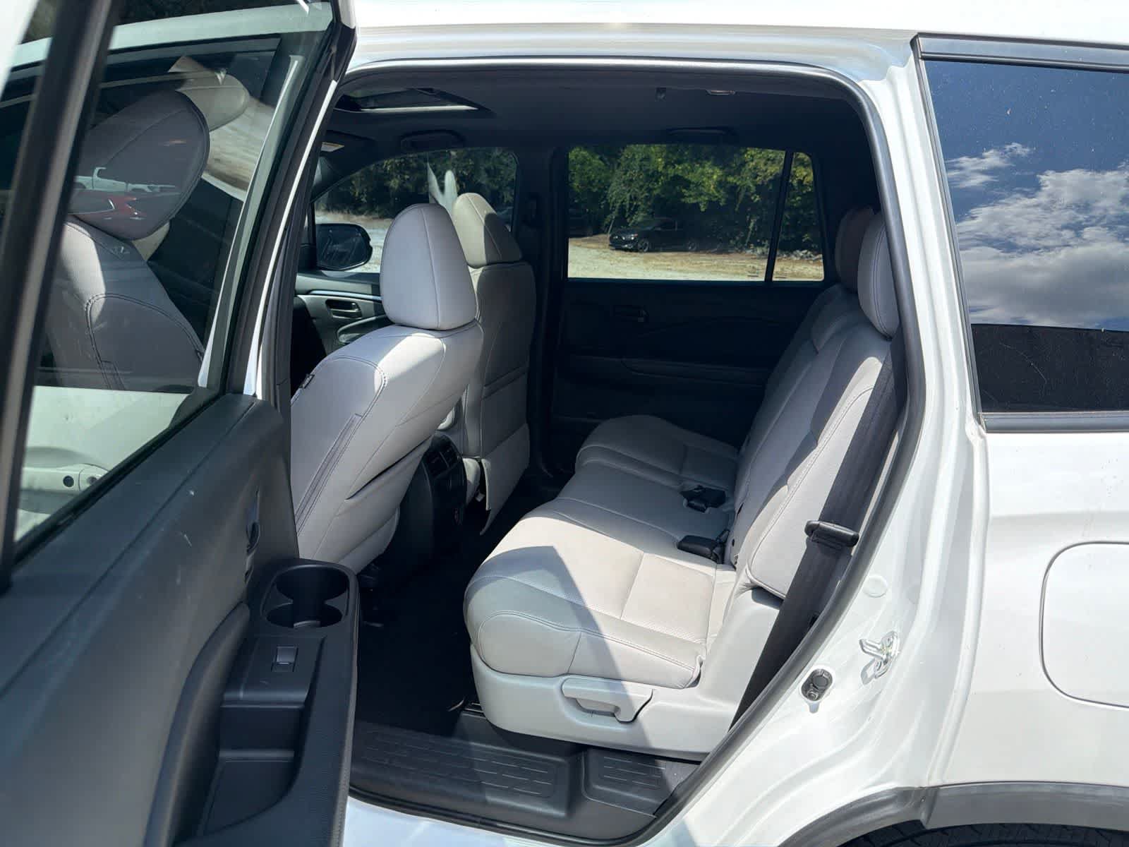 Certified 2023 Honda Passport EX-L image 16