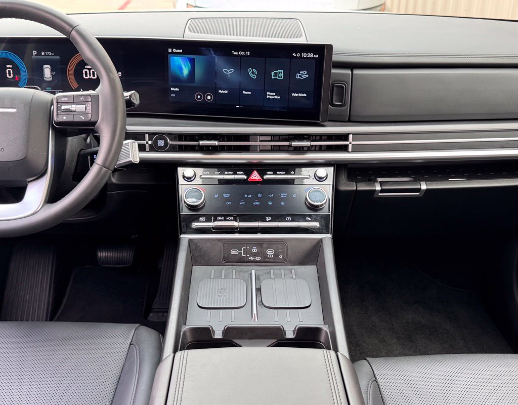 Certified 2026 Hyundai Santa Fe SEL FWD image 3