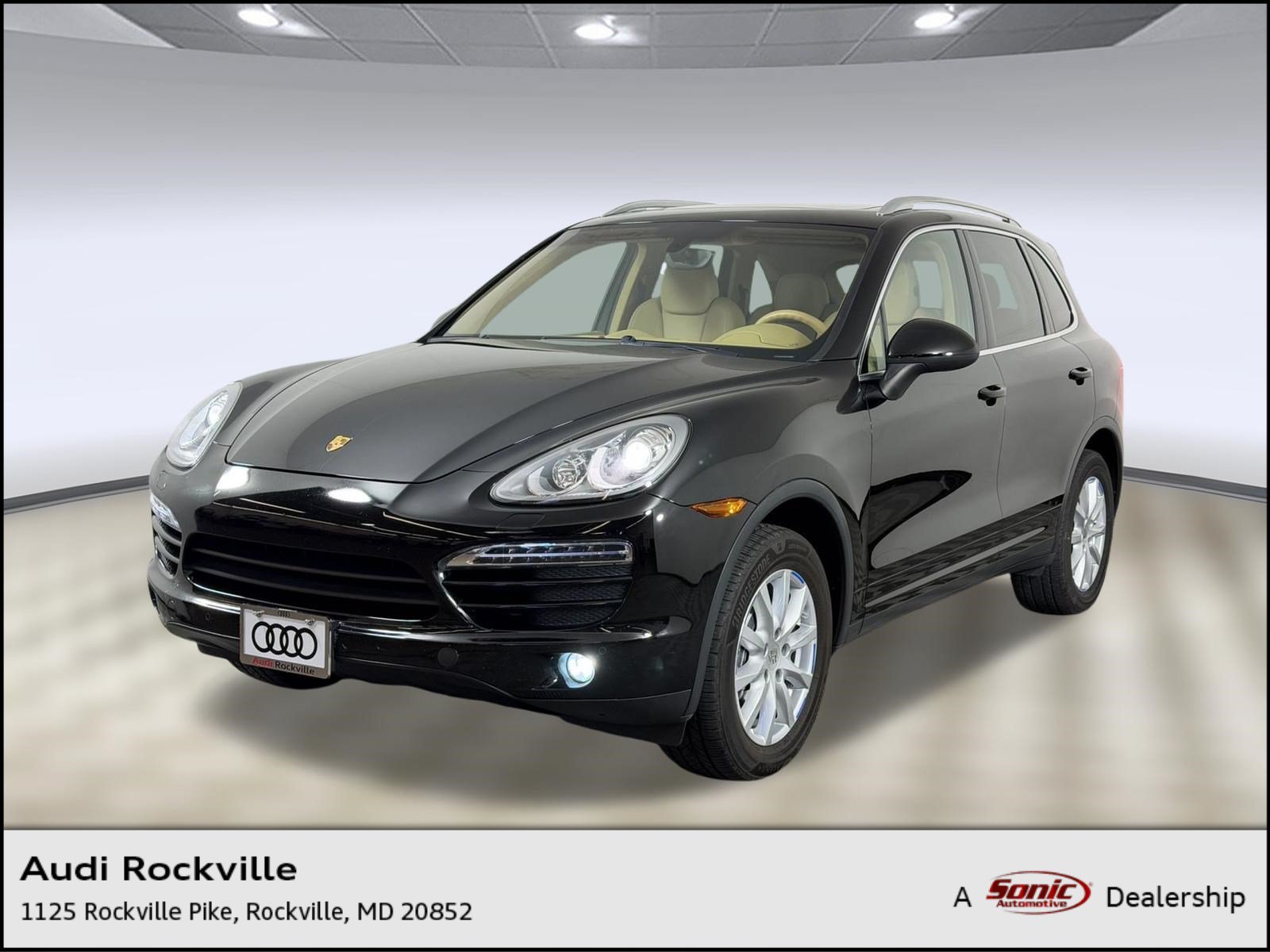 Used 2013 Porsche Cayenne w/ Convenience Pkg
