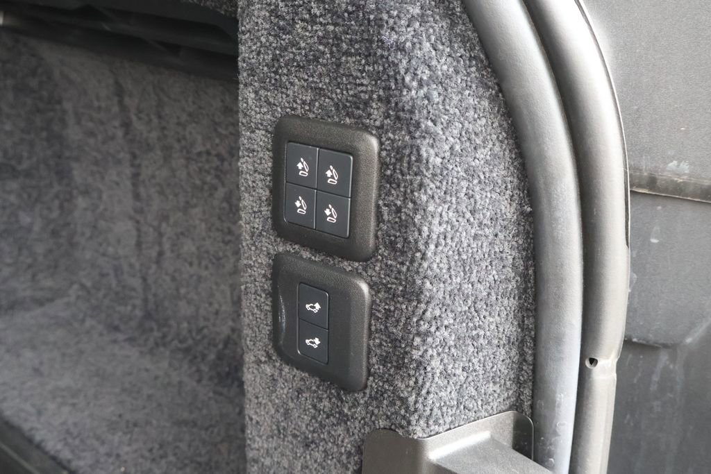 Used 2021 Land Rover Range Rover P525 Westminster Edition LWB image 54