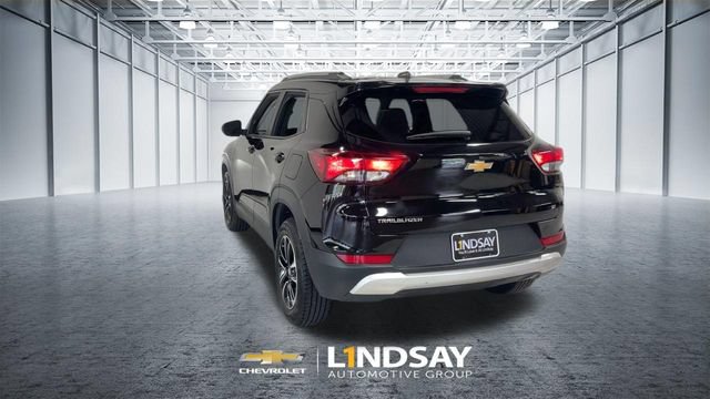 Used 2025 Chevrolet TrailBlazer LT FWD image 8