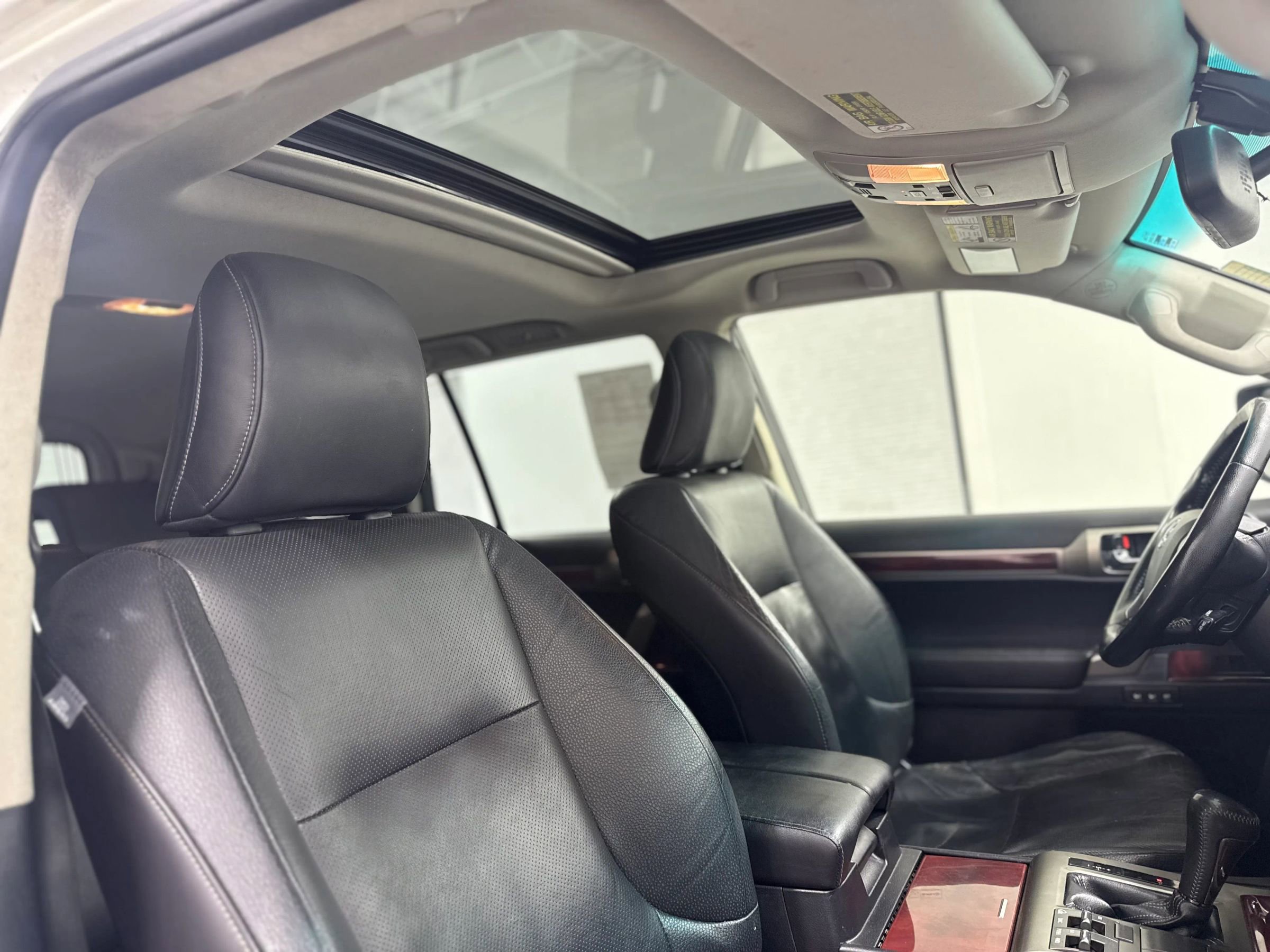 Used 2013 Lexus GX 460 image 27