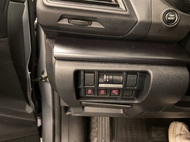 Used 2021 Subaru Crosstrek 2.5i Sport w/ Moonroof Package AWD/4WD image 18