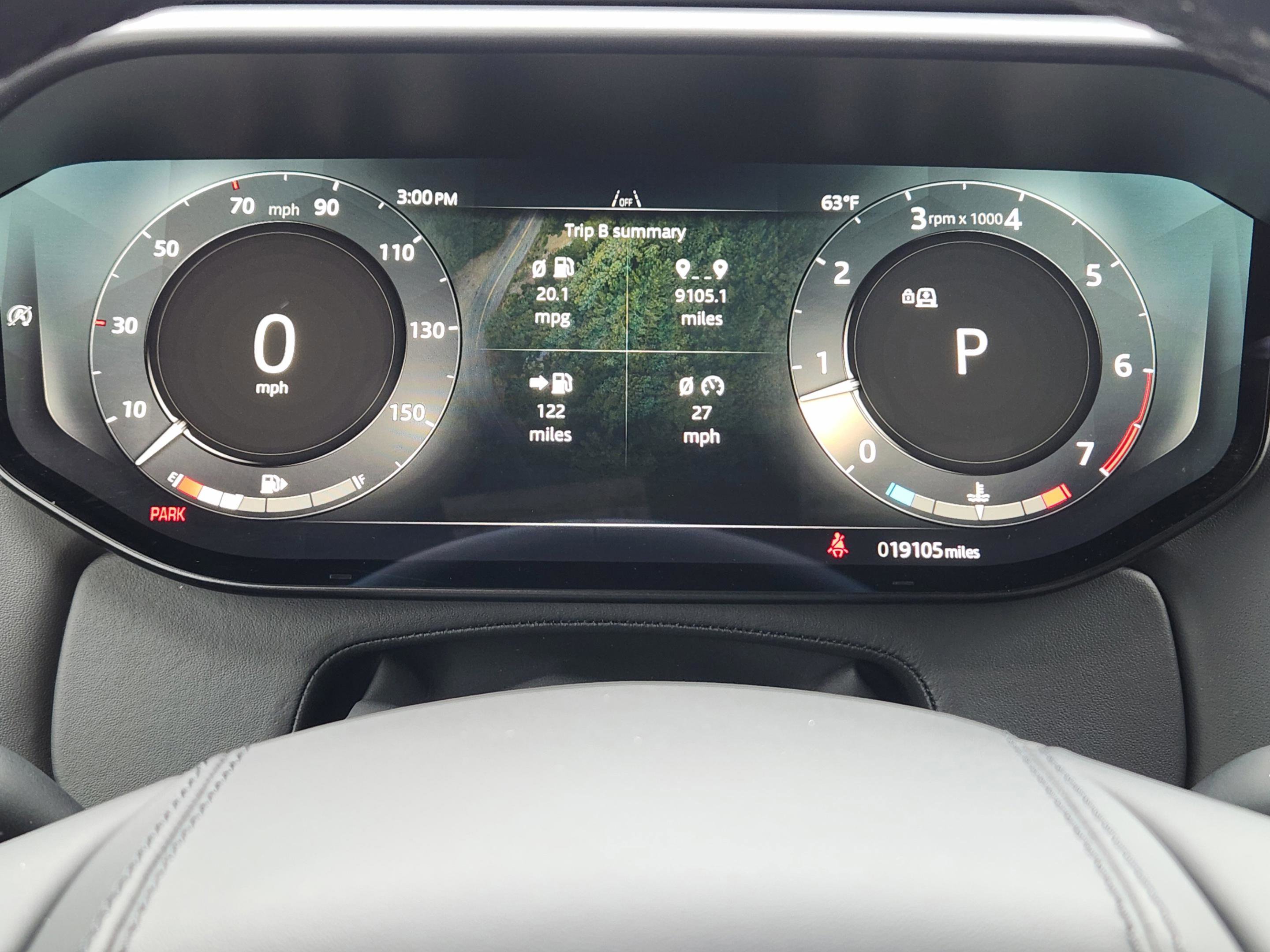 Used 2025 Land Rover Range Rover Sport SE AWD/4WD image 16