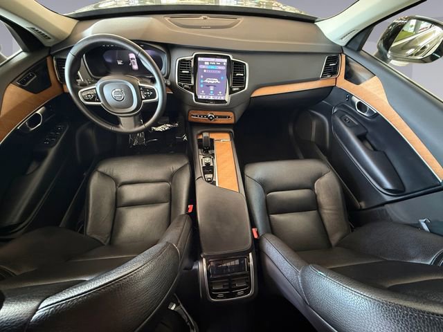 Used 2023 Volvo XC90 B6 Plus w/ Protection Package Premier image 12