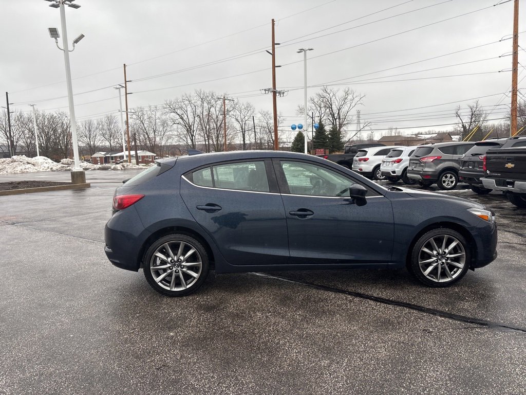 Used 2018 MAZDA MAZDA3 Touring image 5