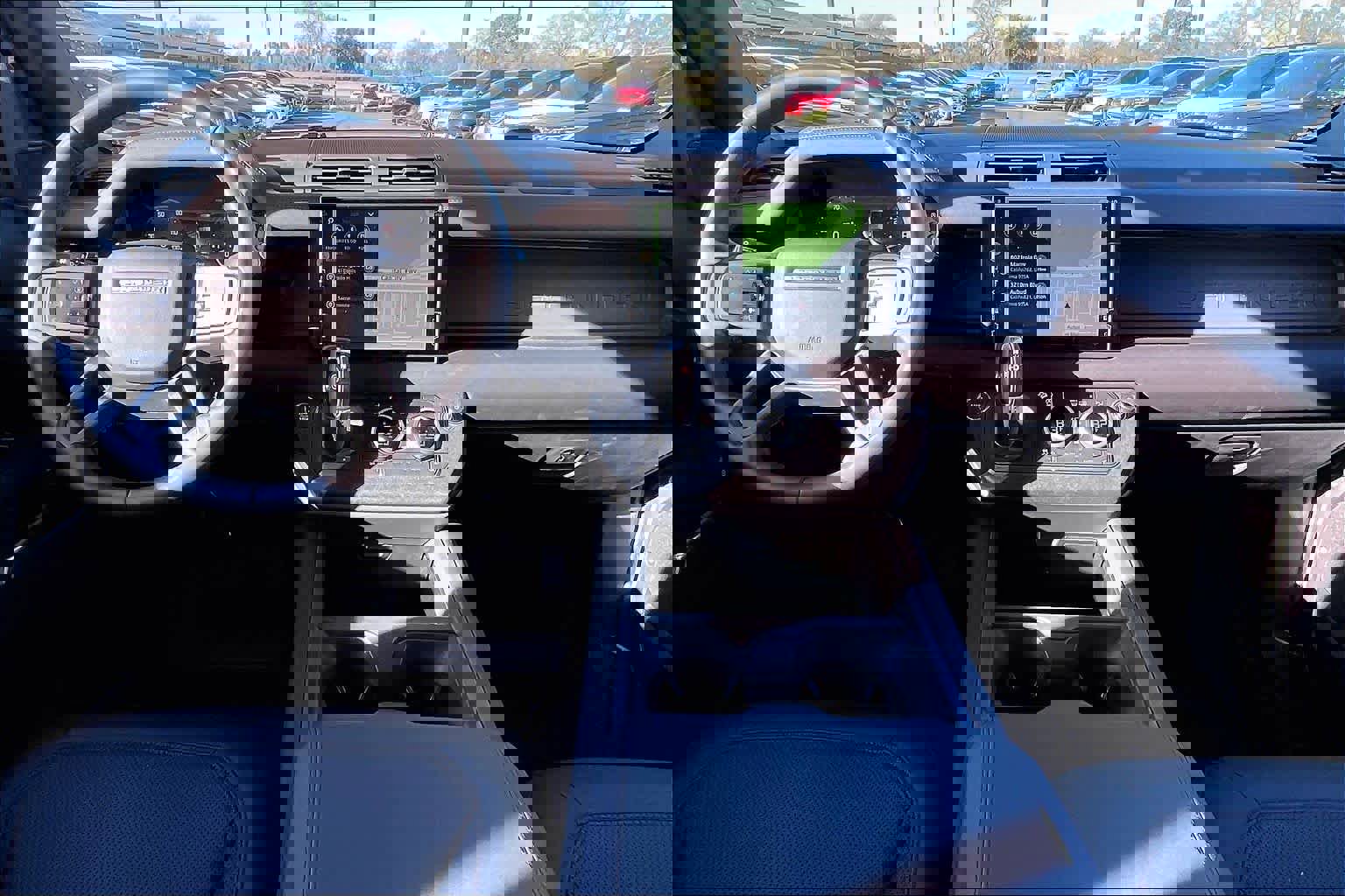 Used 2025 Land Rover Defender 110 S image 16