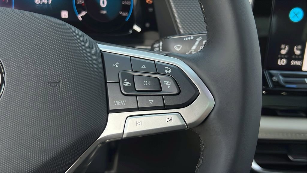 New 2026 Volkswagen Atlas Cross Sport SEL Premium R-Line image 28