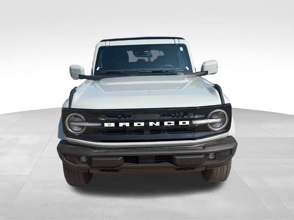 Used 2024 Ford Bronco Outer Banks AWD/4WD image 8