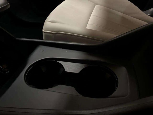 Used 2024 Audi Q4 e-tron Premium Plus w/ Premium Plus image 61