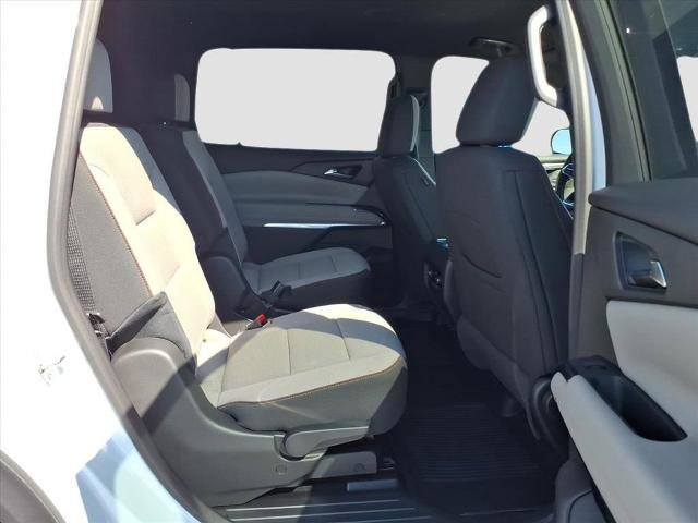 New 2026 Chevrolet Traverse LT w/ LPO, Floor Liner Package image 14