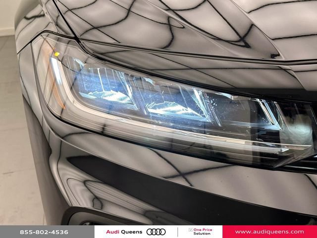 Used 2025 Volkswagen Jetta Sport FWD image 7