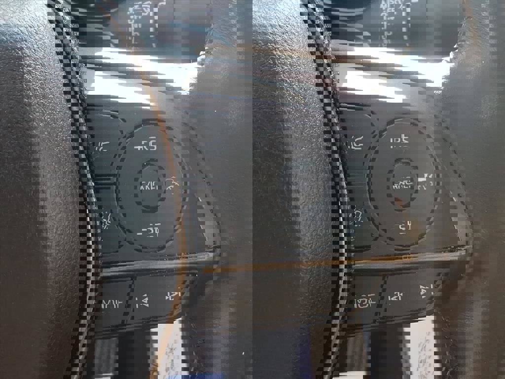 Used 2023 Toyota Camry SE image 20