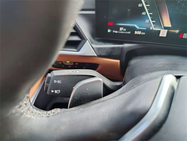 Used 2023 BMW 330i xDrive 330i xDrive w/ Premium Package image 22