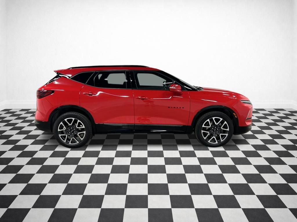 Certified 2024 Chevrolet Blazer RS w/ Enhanced Convenience Package image 2