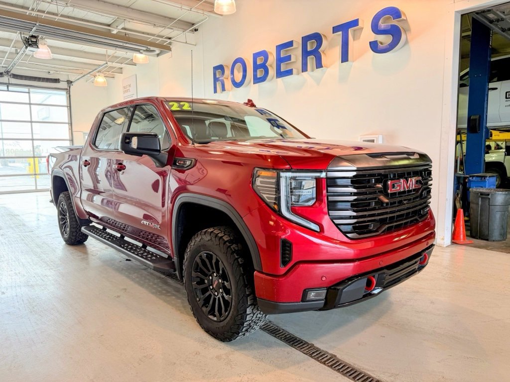 Used 2022 GMC Sierra 1500 AT4X image 2