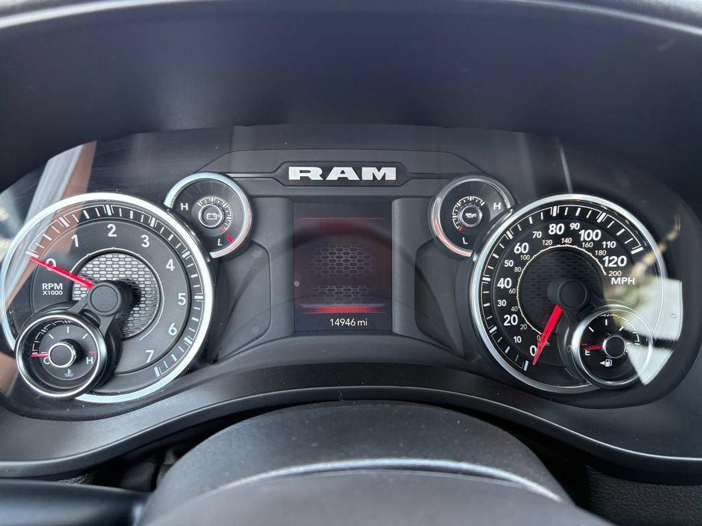 Used 2025 RAM 1500 Tradesman AWD/4WD image 17