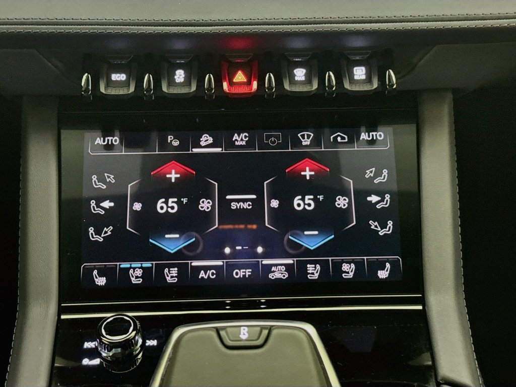 Used 2025 Lamborghini Urus S AWD/4WD image 16